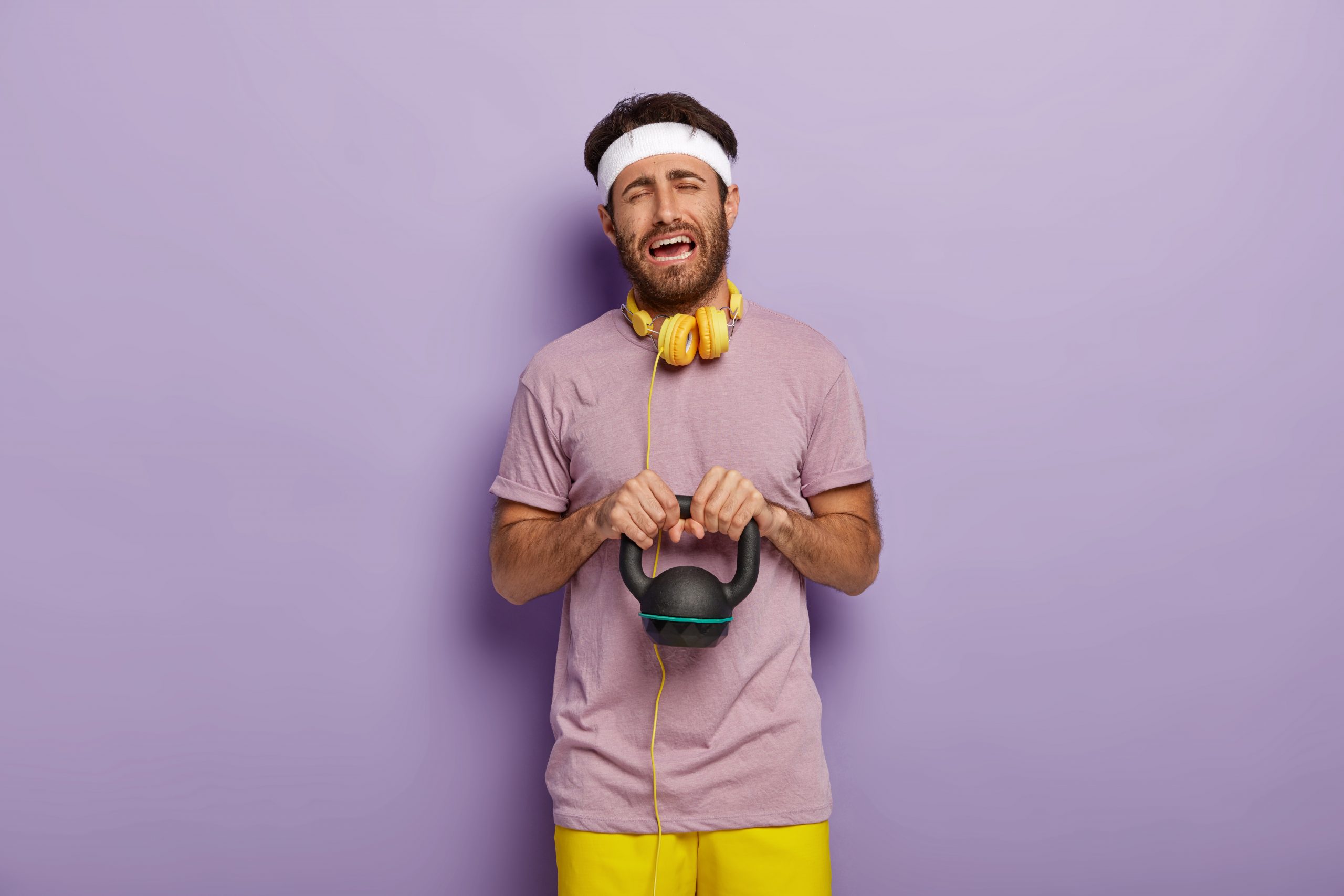 Chico desmotivado que no quiere hacer deporte